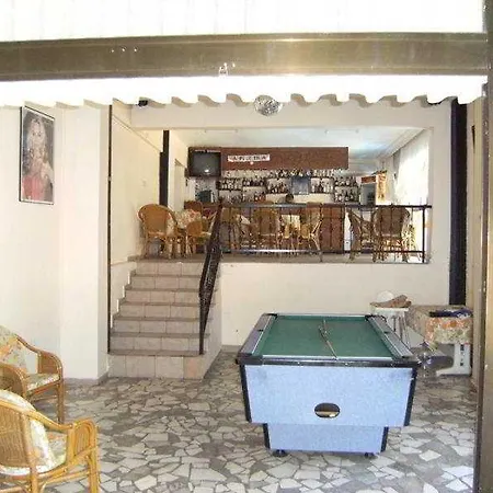 Senaydin Μαρμαρίς